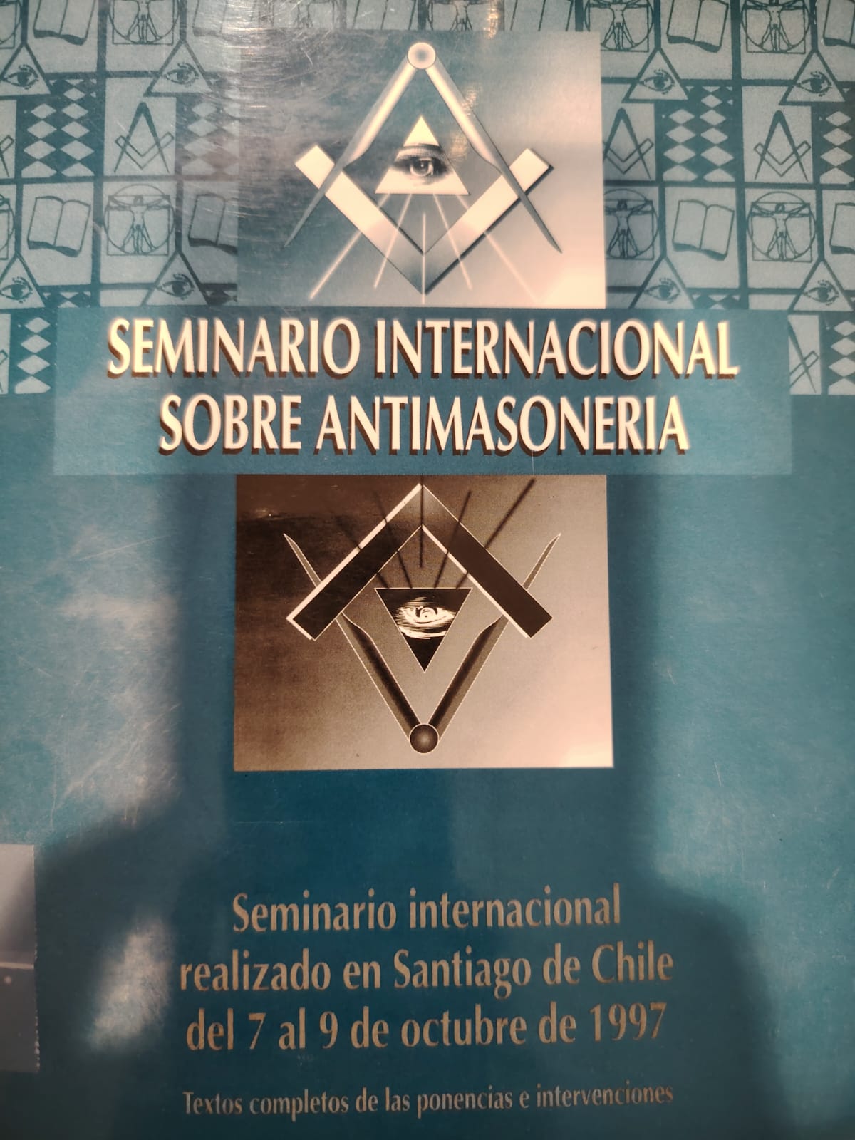 Imagen de portada del libro Seminario internacional sobre antimasonería